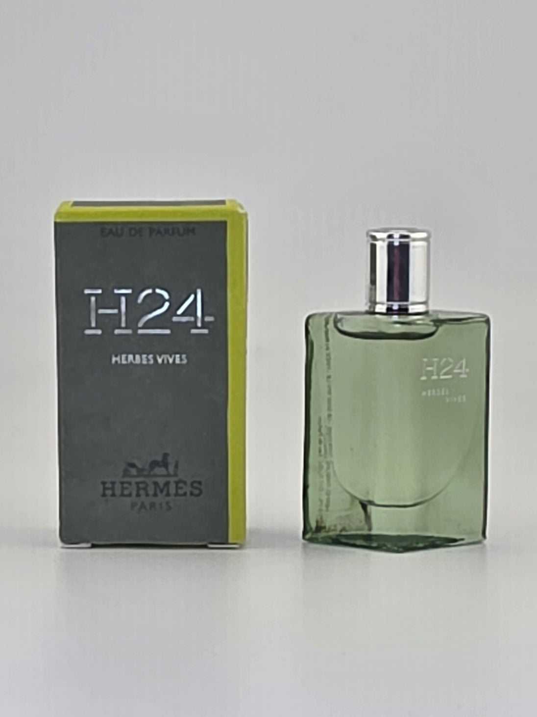 Hermès H24 Herbes Vives Eau de Parfum 100ml, Parfum Rarität im Originalkarton