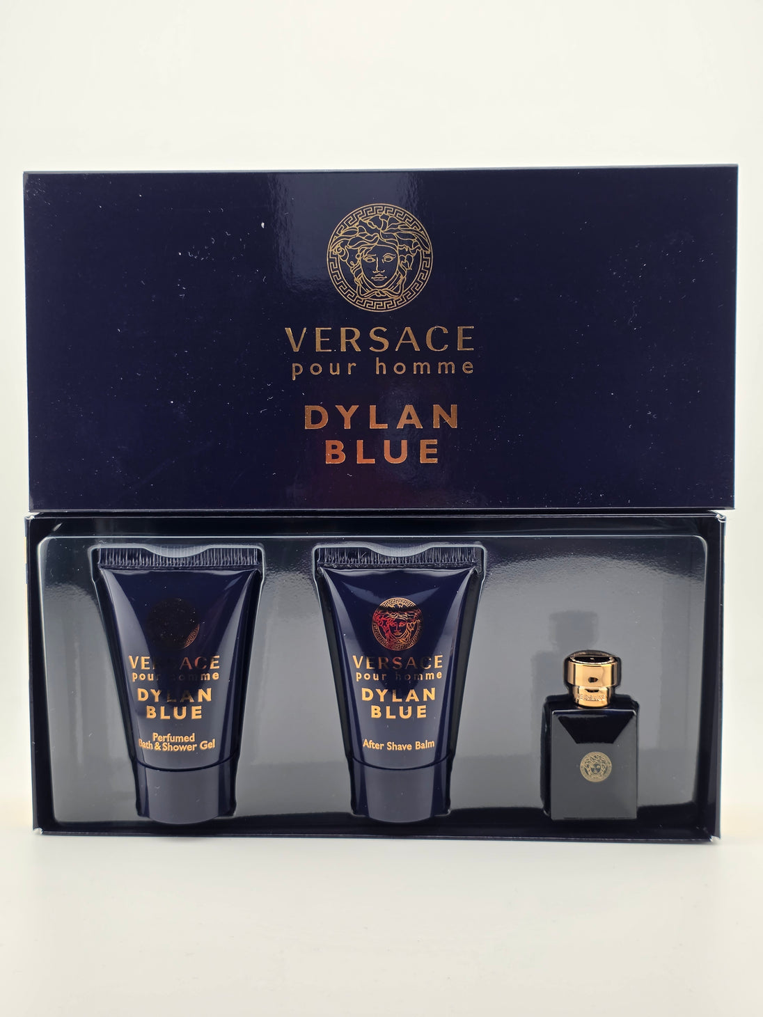 Versace Dylan Blue Pour Homme Miniatur Eau de Toilette, Duschgel und After Shave Balm Geschenkset, Rarität
