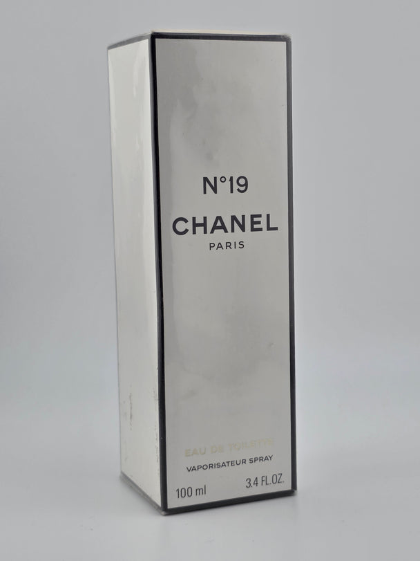 Chanel N°19 Eau de Toilette 100ml, Vintage Parfum-Rarität, Collector's Edition