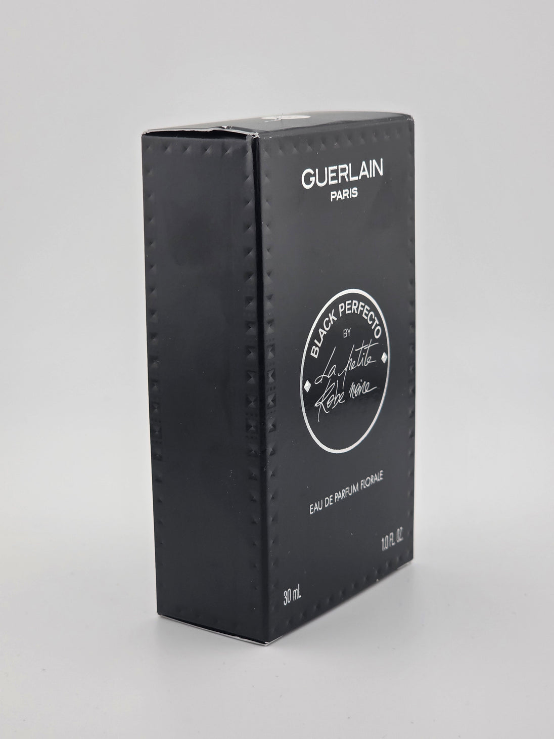 Guerlain Black Perfecto by La Petite Robe Noire, 30ml Eau de Parfum Florale, limitierte Edition