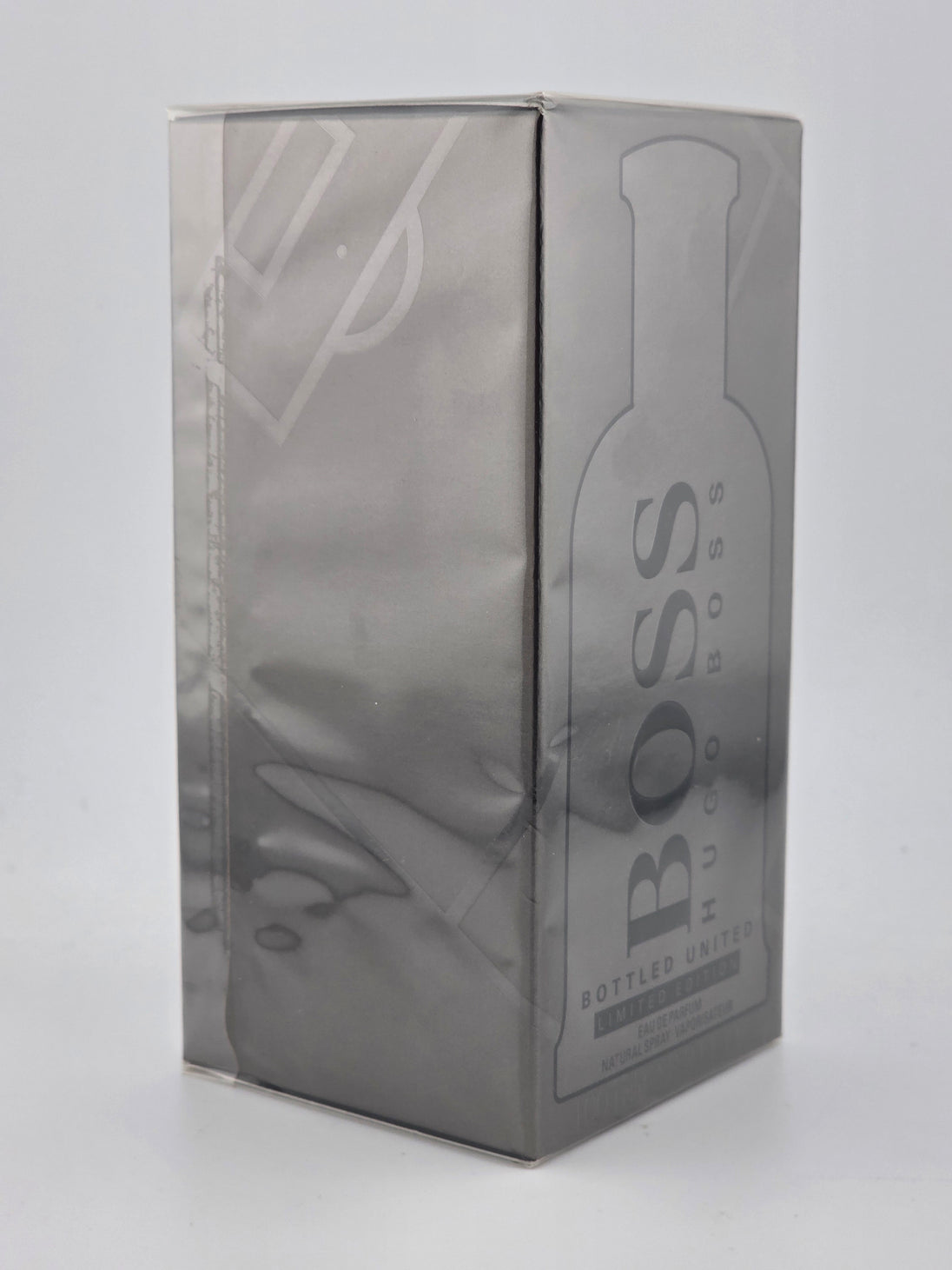 Hugo Boss Bottled United Eau de Parfum, limitierte Edition in silberner Verpackung